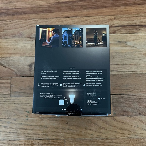 Philips hue Personal Lighting Starter Kit - Picture 2 of 2